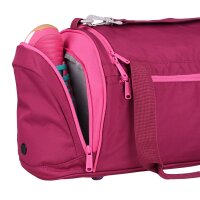 McNeill Sporttasche BERRY – geräumige Sporttasche mit Nassfach für Schule & Freizeit